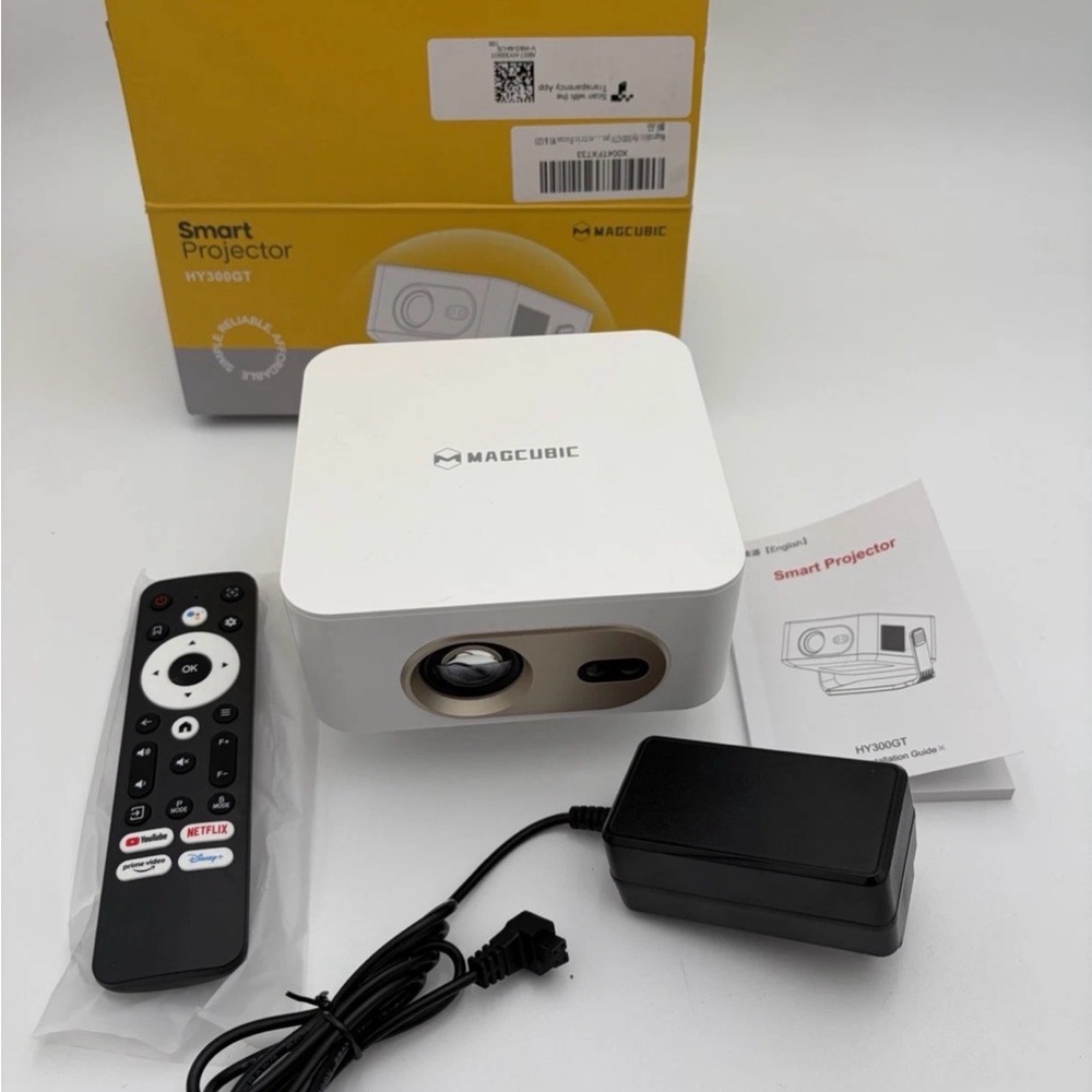 Mini Projector - White - Picture 11 of 12